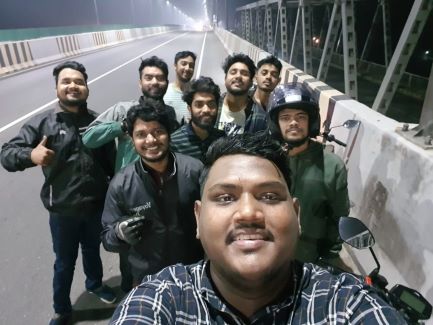 ইলিশের স্বাদ আর শীতের অনুভূতি পেতে ঘুরে আসুন মাওয়া ঘাট থেকে